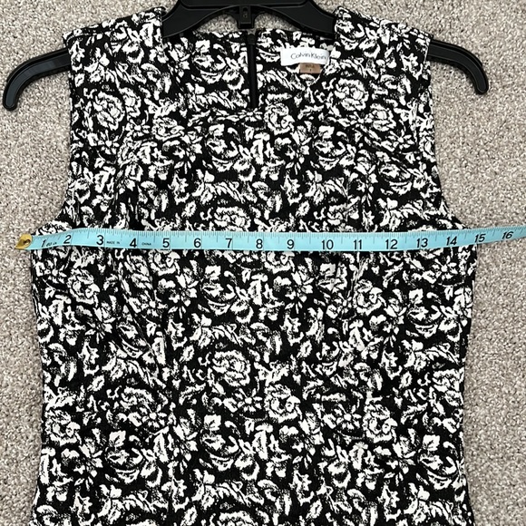 Calvin Klein Size 2 black/cream floral print dress - Picture 7 of 8